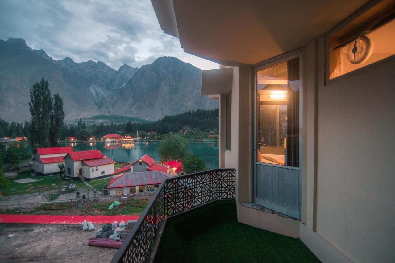 Tibet Hotel Skardu Zewnętrze zdjęcie