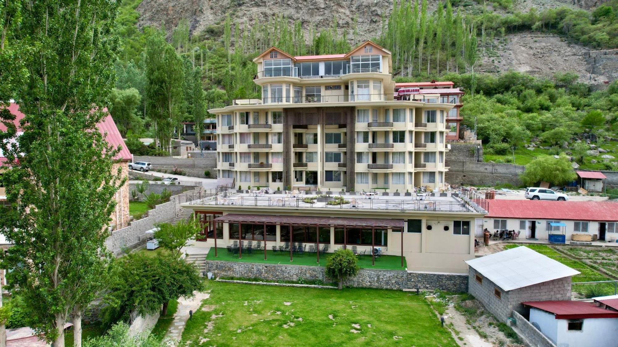 Tibet Hotel Skardu Zewnętrze zdjęcie