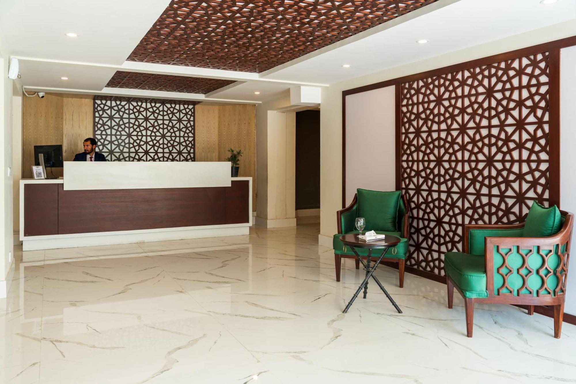 Tibet Hotel Skardu Zewnętrze zdjęcie